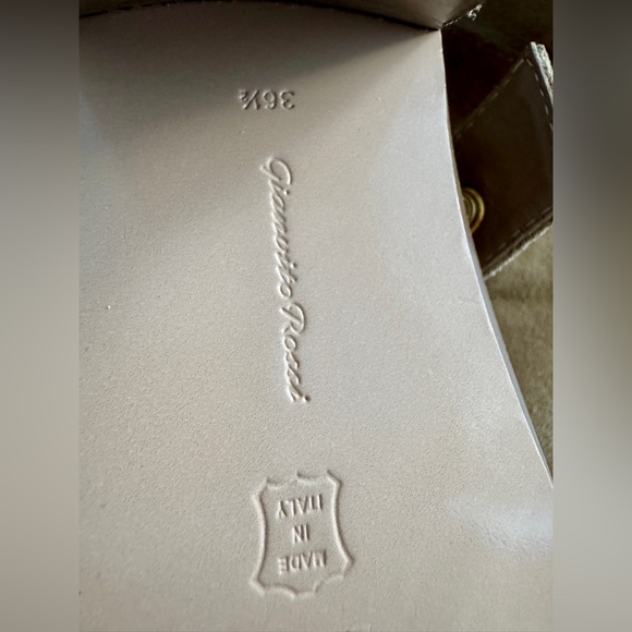 Gianvito Rossi *NEW* Suede Buckle Leather Booties- Size 36.5/ US 6.5 - Picture 8 of 10